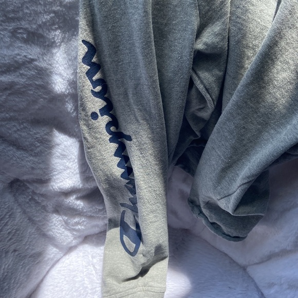 Champion Brand New Athletic Sweatshirt! - Picture 3 of 4